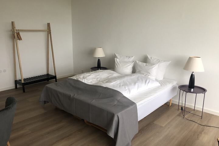 Room 21 of 53