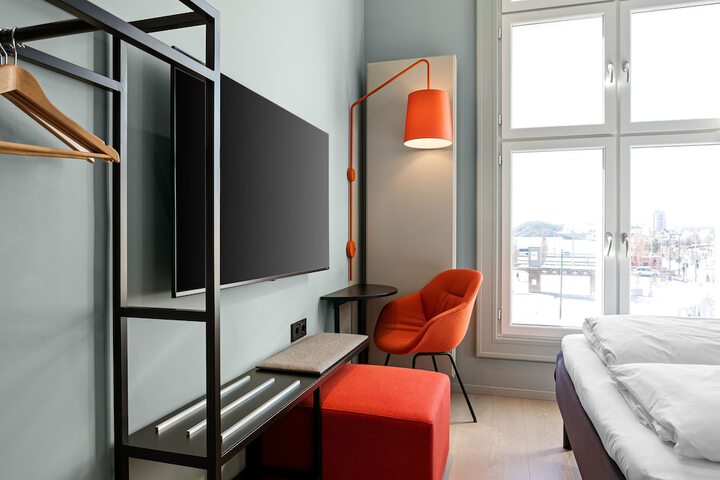 Room 25 of 50