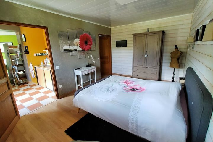 Room 10 of 64