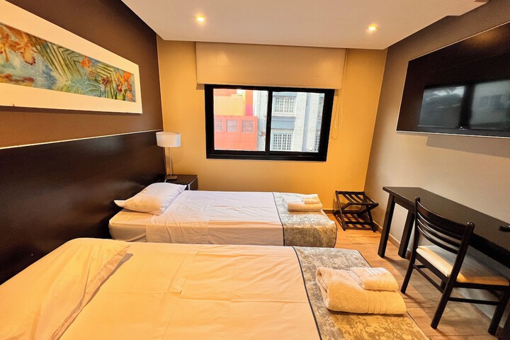 Room 7 of 53