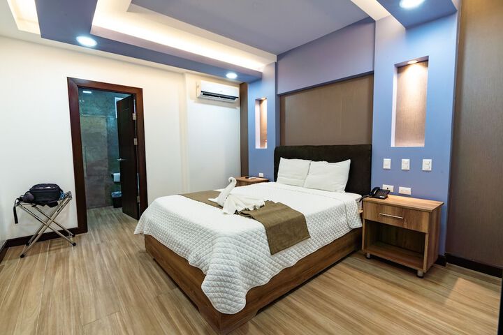 Room 36 of 63