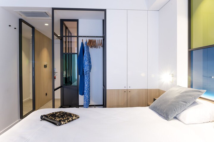 Room 26 of 68