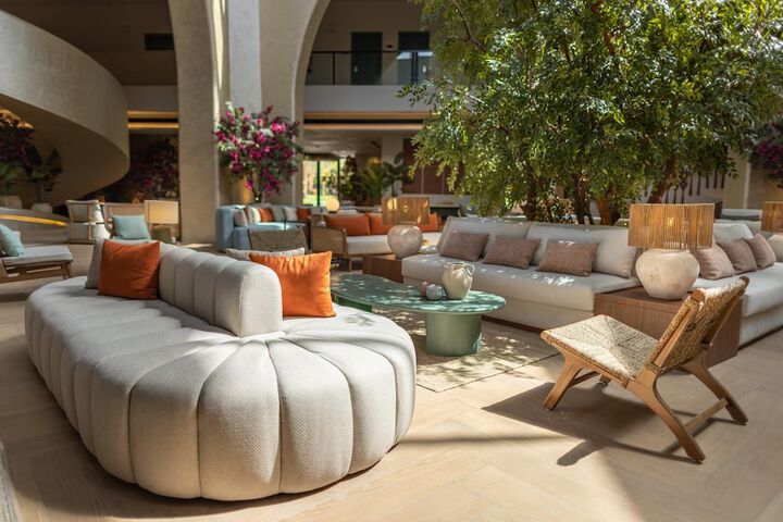 Hotel Lobby