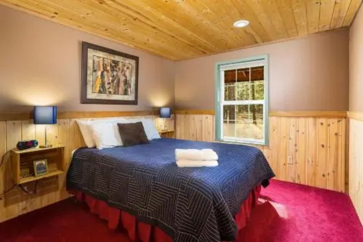 Room 3 of 21
