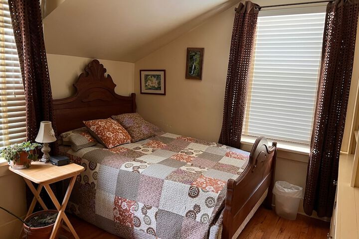 Room 28 of 60