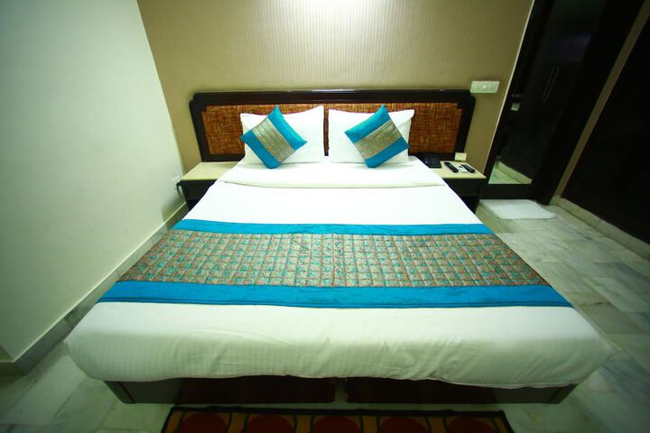 Room 14 of 68