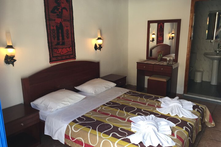 Room 4 of 57
