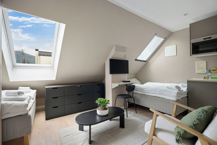 Room 19 of 154
