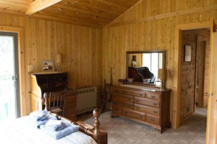 Room 22 of 26