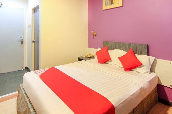 Room 8 of 31