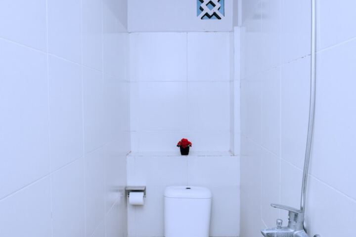 Room 24 of 43