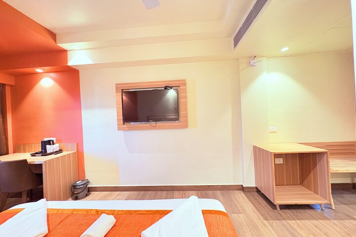 Room 36 of 73