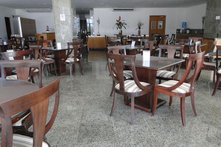 Dining 50 of 63