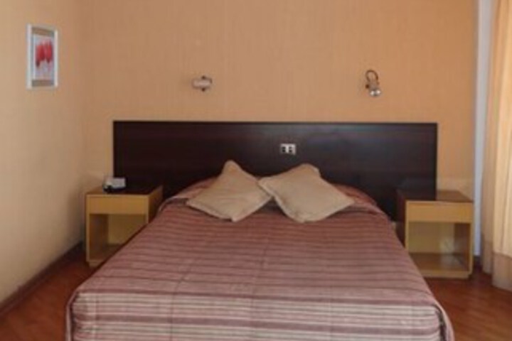 Room 18 of 22