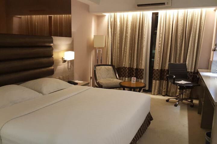Room 13 of 139