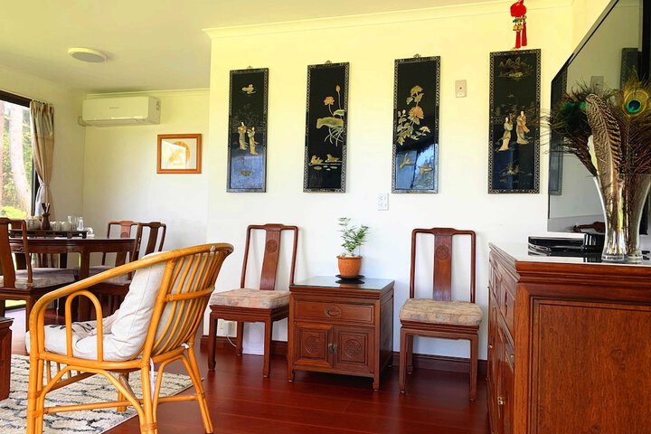 Room 12 of 32