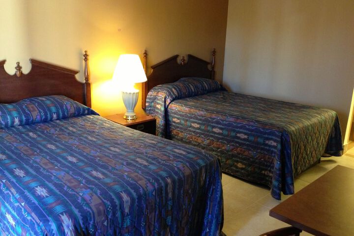 Room 3 of 35