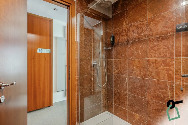 Room 48 of 56
