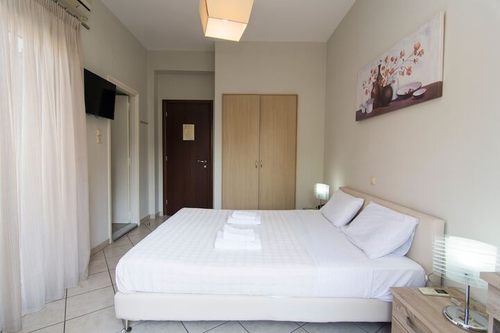 Room 54 of 103
