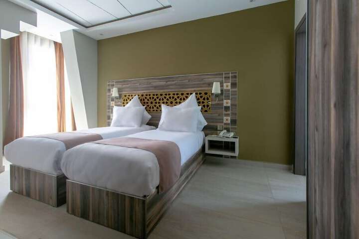 Room 34 of 58