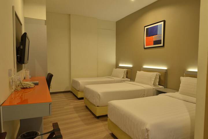 Room 17 of 78