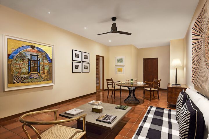 Room 20 of 77