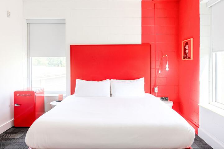 Room 107 of 216