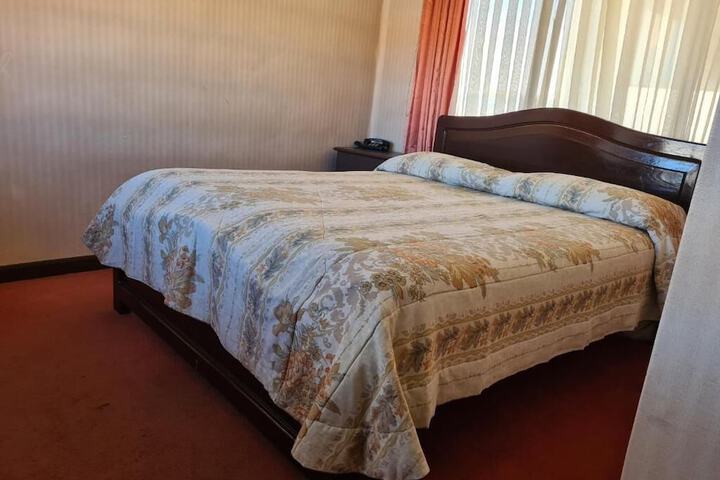 Room 9 of 14
