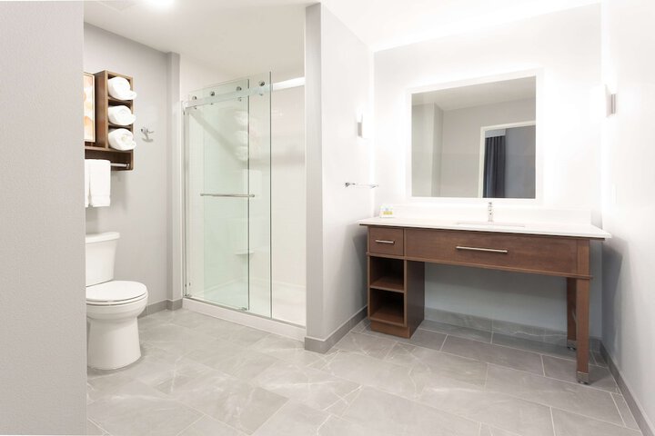 Bathroom shower