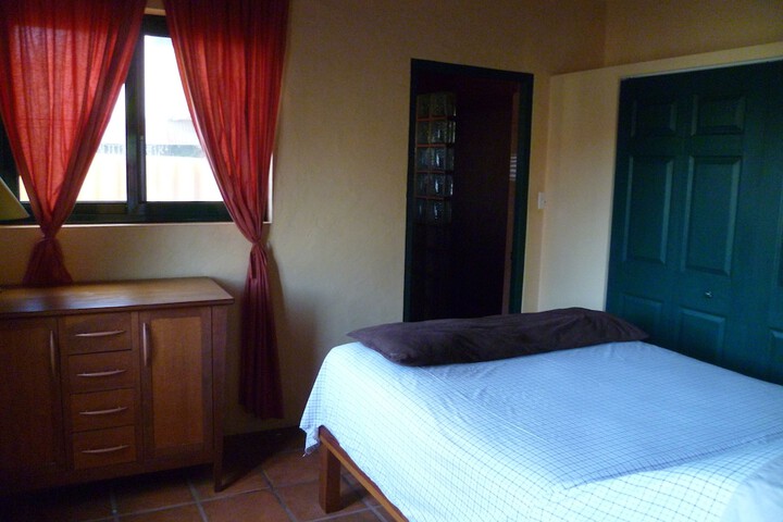 Room 5 of 37