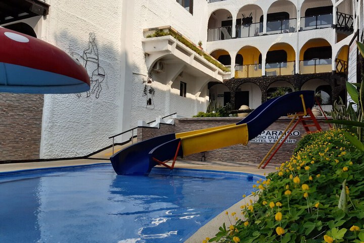 Pool 27 of 62