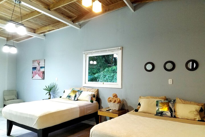 Room 6 of 91