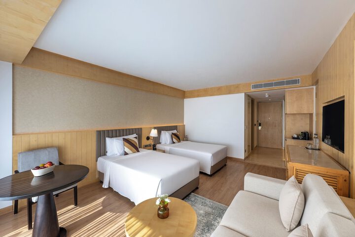 Room 4 of 29