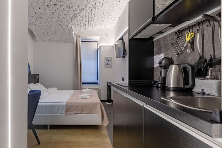 Room 3 of 51