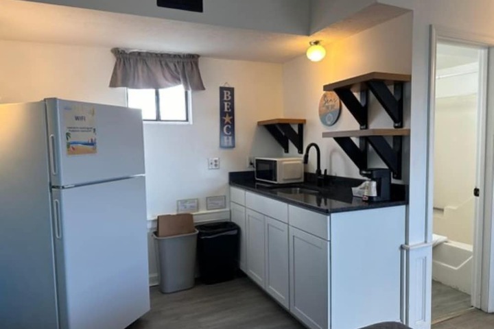 Room 8 of 22