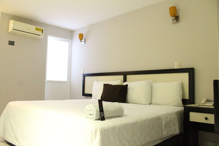 Room 28 of 78