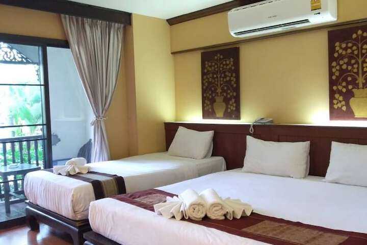 Room 8 of 23