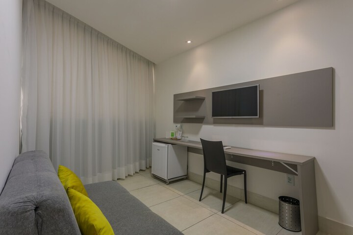 Room 13 of 47