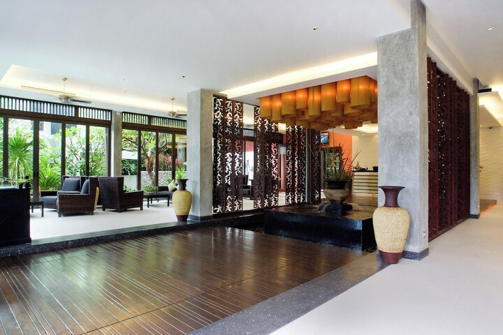 Lobby Photos