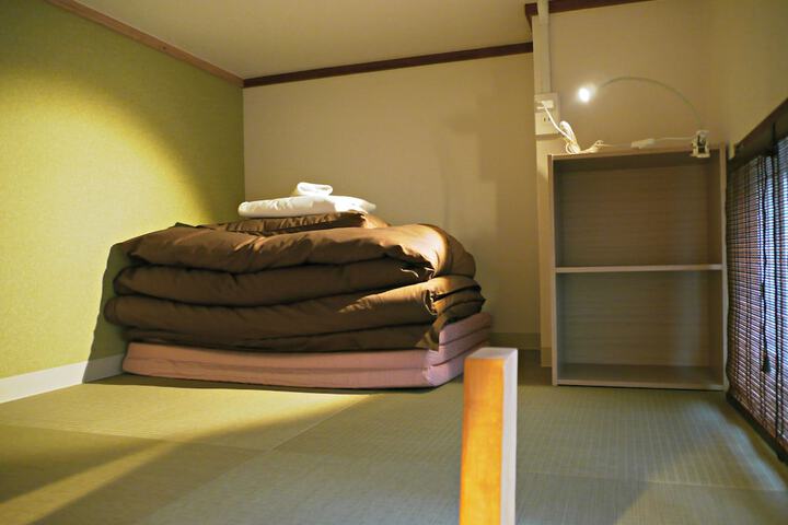 Room 16 of 55