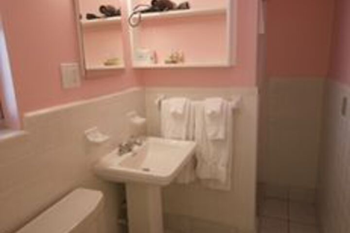 Room 4 of 41