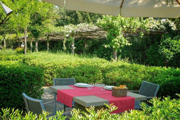 Hotel 137 of 141