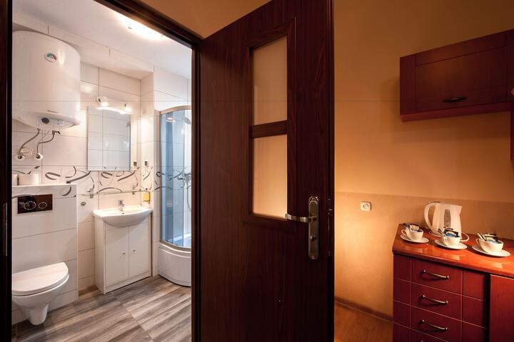 Room 38 of 42