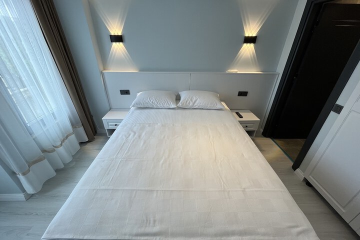 Room 21 of 46
