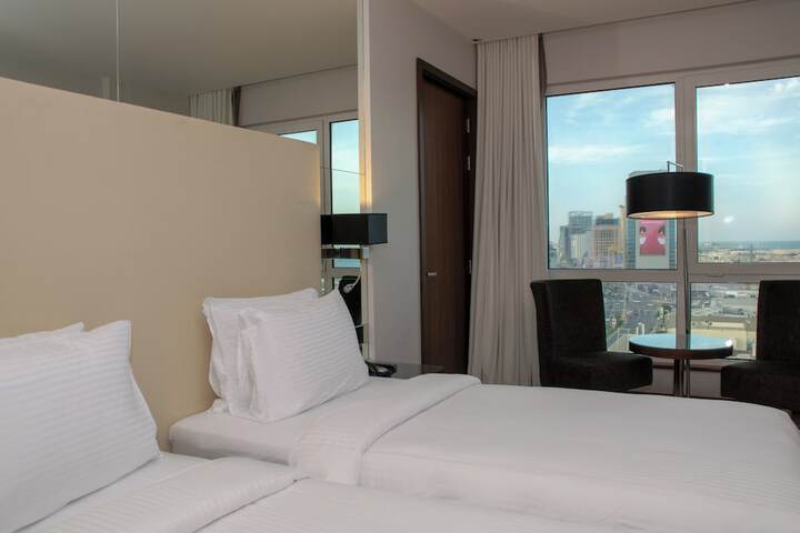 Room 44 of 131