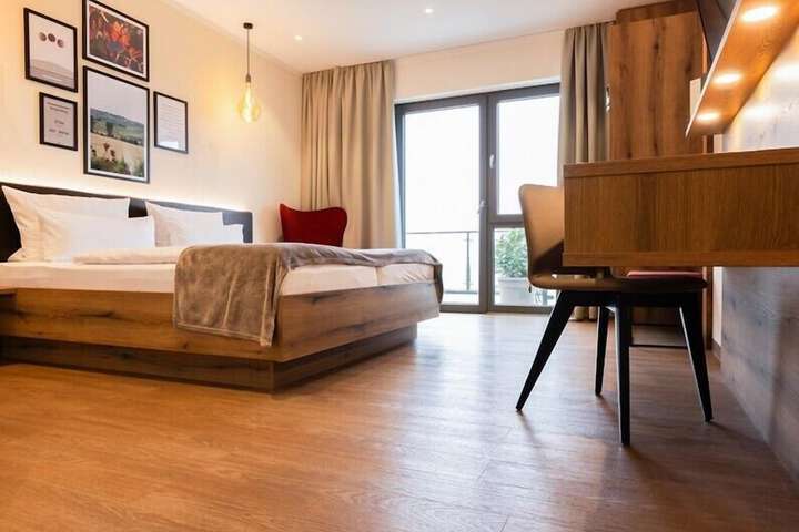 Room 10 of 79