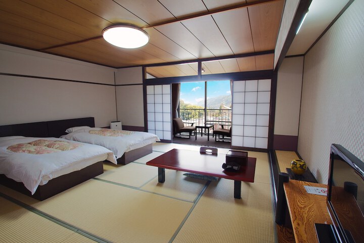 Room 21 of 71