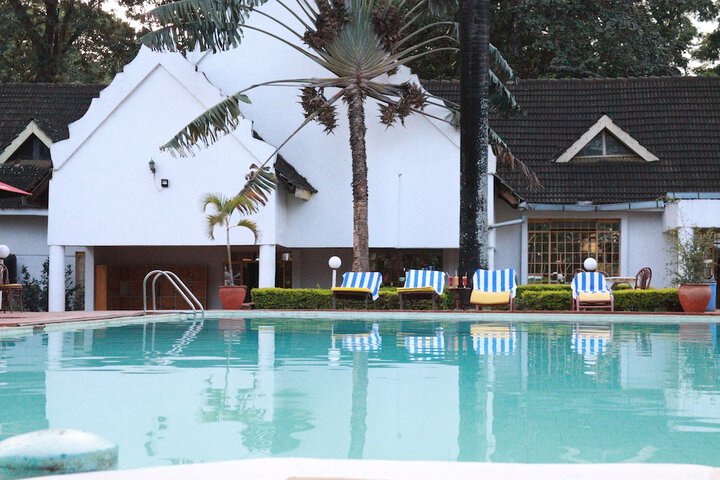 Pool 22 of 41