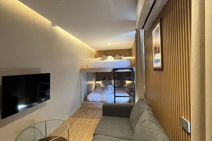 Room 25 of 138