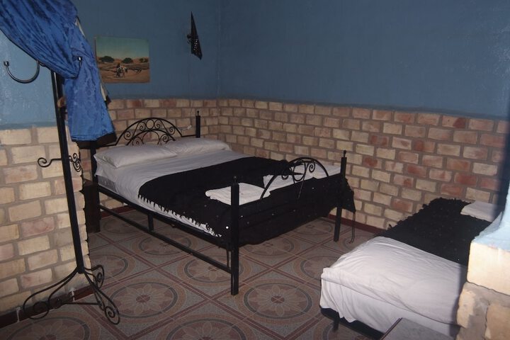 Room 10 of 124